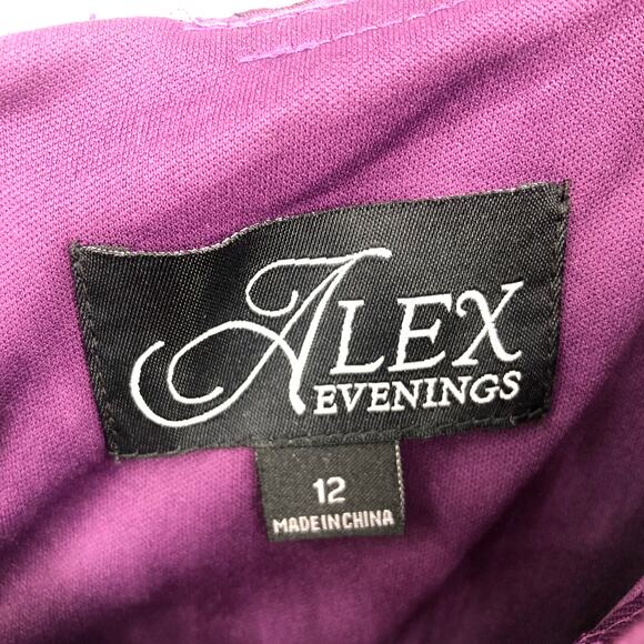 ALEX EVENINGS Women's Rosette Lace A-Line Gown Size 12 Purple Eggplant NWT - Picture 9 of 12